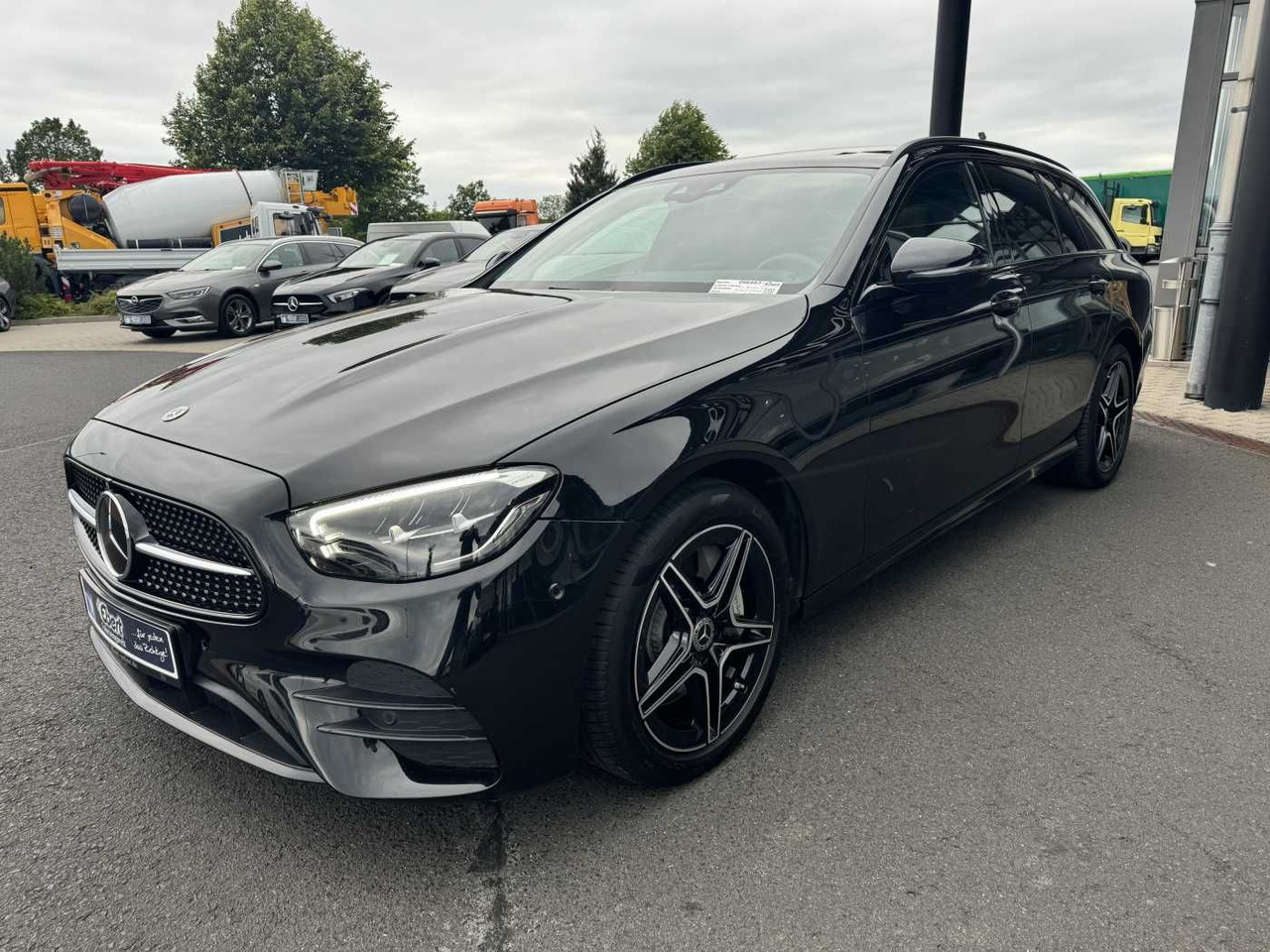 Mercedes-Benz E 300de T AMG+Pano+DistrPlus+Night +AHK+360+Ambi - Car: picture 2 Mercedes-Benz E 300de T AMG+Pano+DistrPlus+Night +AHK+360+Ambi - Car: picture 2