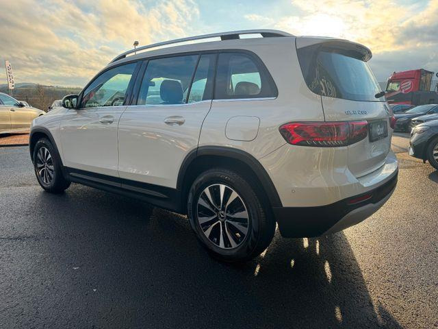 Mercedes-Benz GLB 200 4M Style+StandH+Distr+RKamera+Augment - SUV: picture 4 Mercedes-Benz GLB 200 4M Style+StandH+Distr+RKamera+Augment - SUV: picture 4