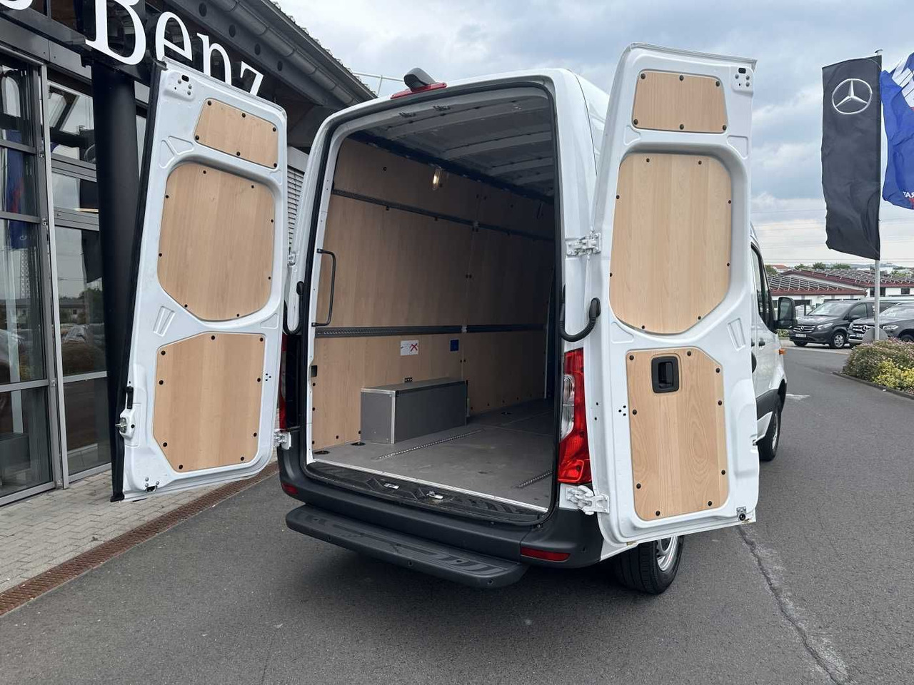Panel van Mercedes-Benz Sprinter 317 CDI 3665 9G Klima 360 MBUX SHZ: picture 6