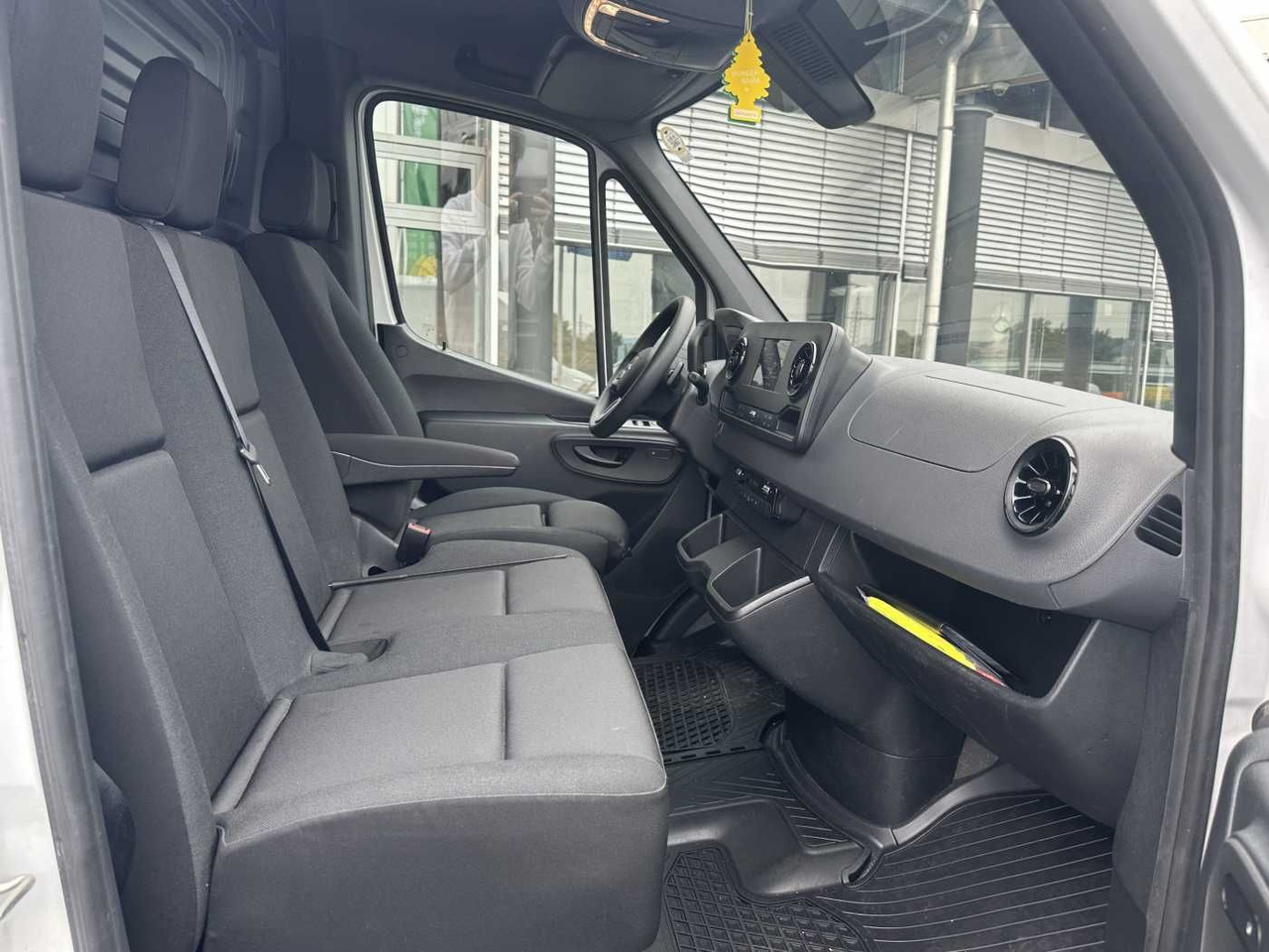 Panel van Mercedes-Benz Sprinter 317 CDI 3665 9G Klima 360 MBUX SHZ: picture 10