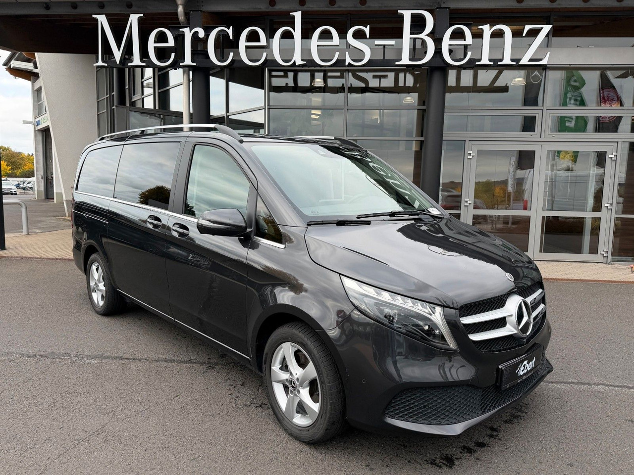 Mercedes-Benz V 250 AVANTGARDE ED AHK Tisch 6Sitze - Passenger van: picture 1 Mercedes-Benz V 250 AVANTGARDE ED AHK Tisch 6Sitze - Passenger van: picture 1