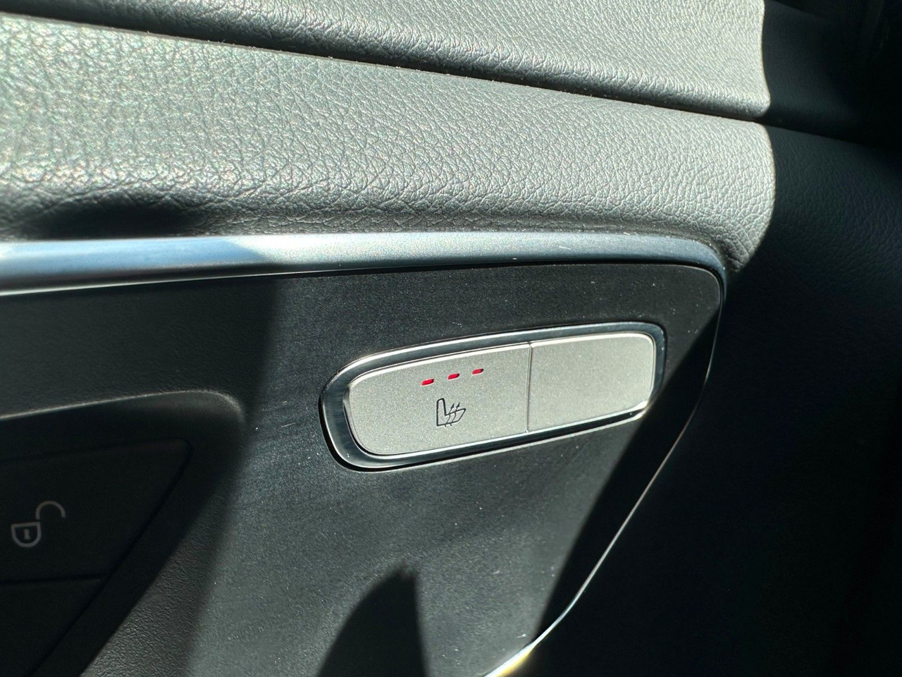 Station wagon Mercedes-Benz V 250 EDITION 4MATIC Kompakt Liege-Paket AHK2,5t: picture 19 Station wagon Mercedes-Benz V 250 EDITION 4MATIC Kompakt Liege-Paket AHK2,5t: picture 19