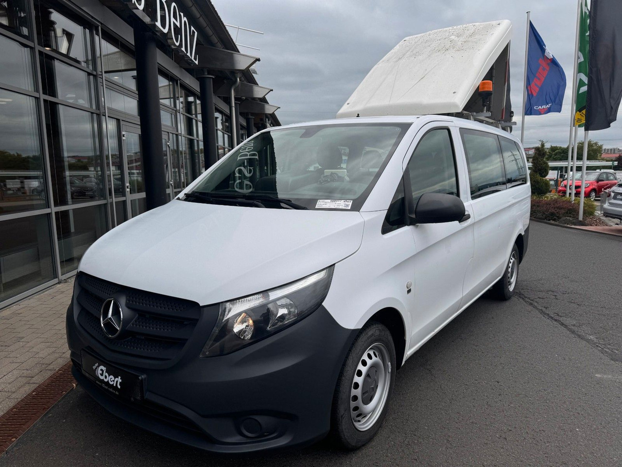 Mercedes-Benz Vito 111 CDI Tourer Begleitfahrzeug BF3+ / WVZ - Small van: picture 5 Mercedes-Benz Vito 111 CDI Tourer Begleitfahrzeug BF3+ / WVZ - Small van: picture 5
