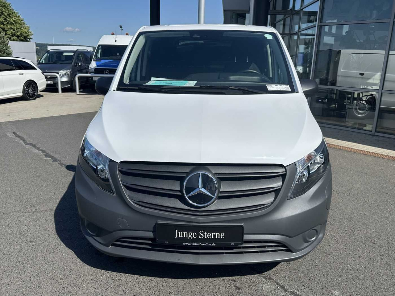 Mercedes-Benz eVito 112 Klima Kamera Navi SHZ Tempomat - Small van, Electric van: picture 2 Mercedes-Benz eVito 112 Klima Kamera Navi SHZ Tempomat - Small van, Electric van: picture 2