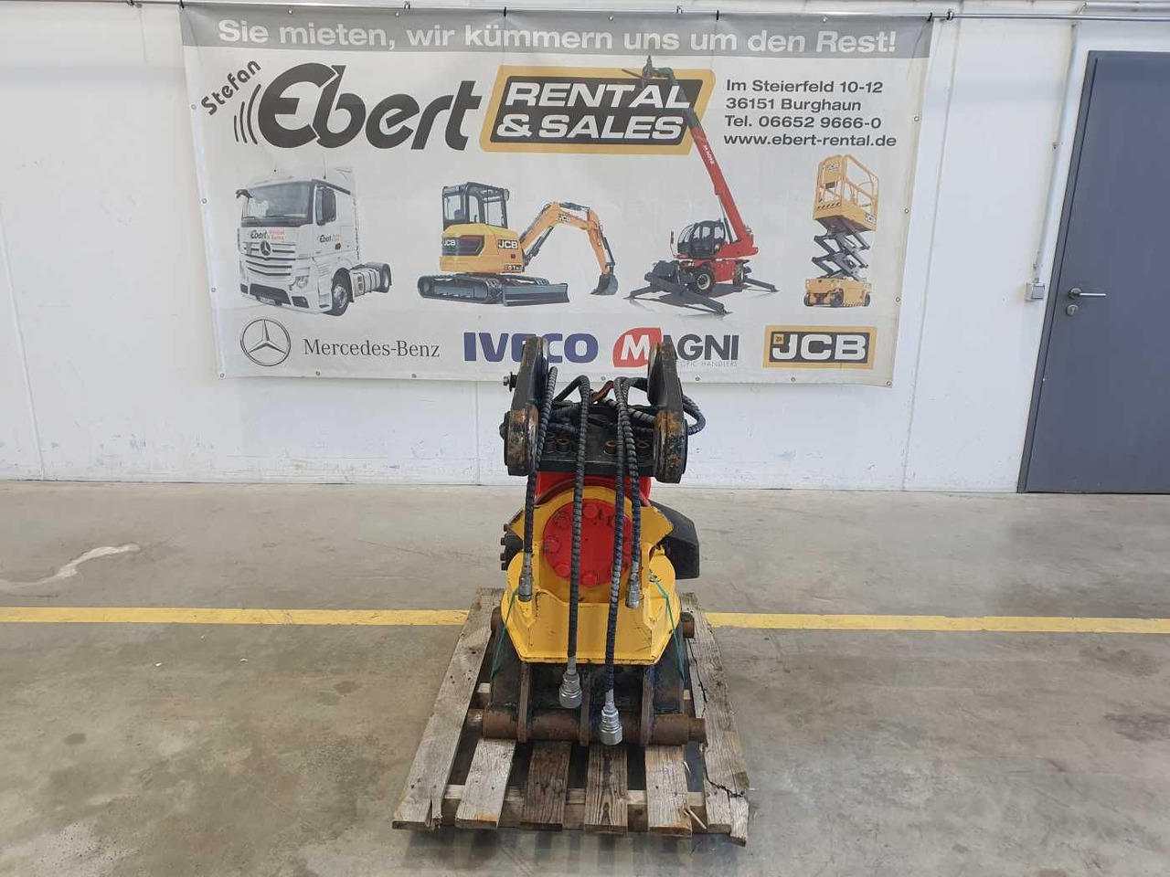 Rädlinger Schwenkrotator CAT M318 / CW 40 / 2016 - Tiltrotator: picture 1 Rädlinger Schwenkrotator CAT M318 / CW 40 / 2016 - Tiltrotator: picture 1