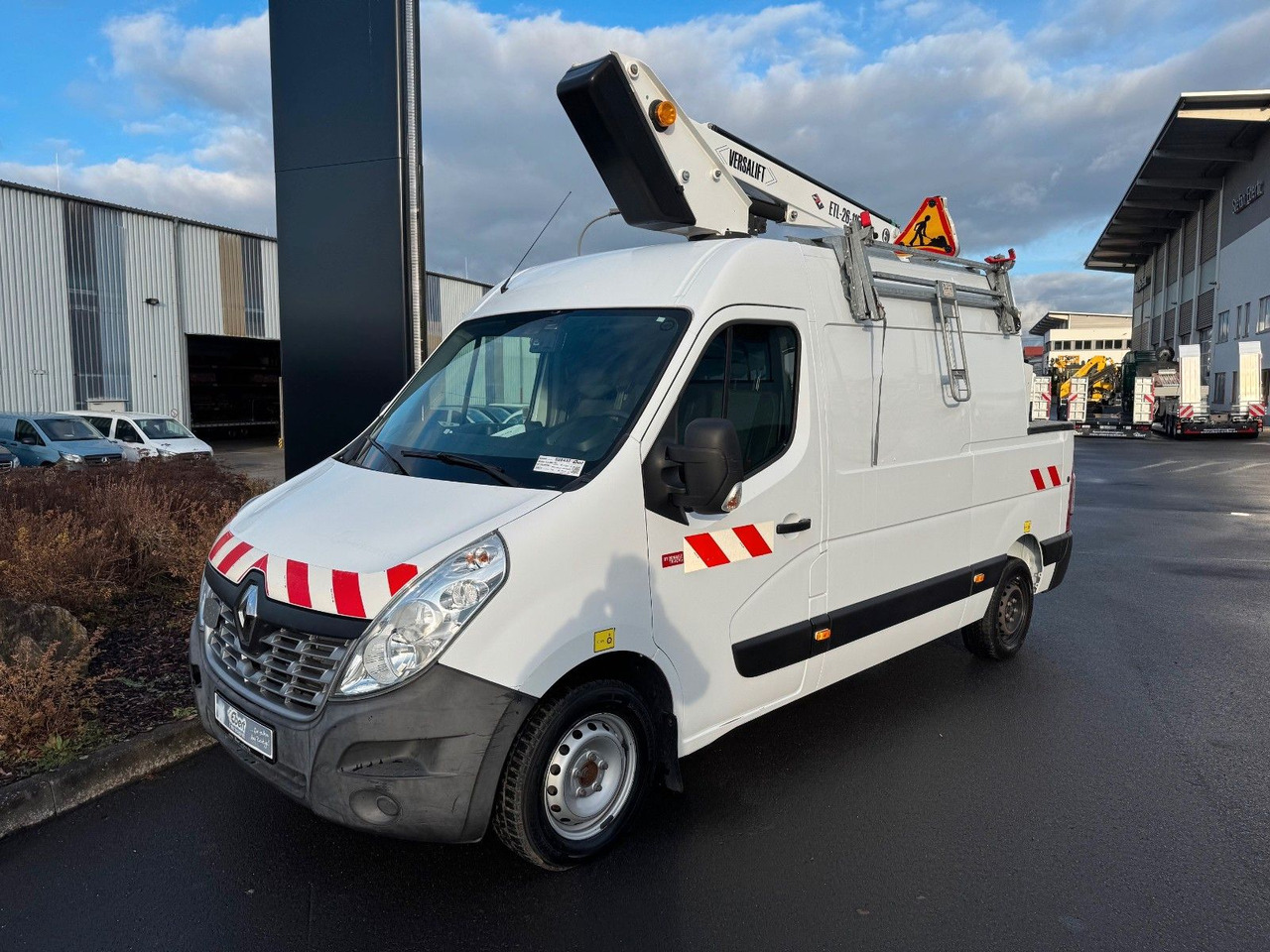 Renault Master 2.3 dCi / VERSALIFT ETL-26, 11,3m - Truck mounted aerial platform: picture 5 Renault Master 2.3 dCi / VERSALIFT ETL-26, 11,3m - Truck mounted aerial platform: picture 5