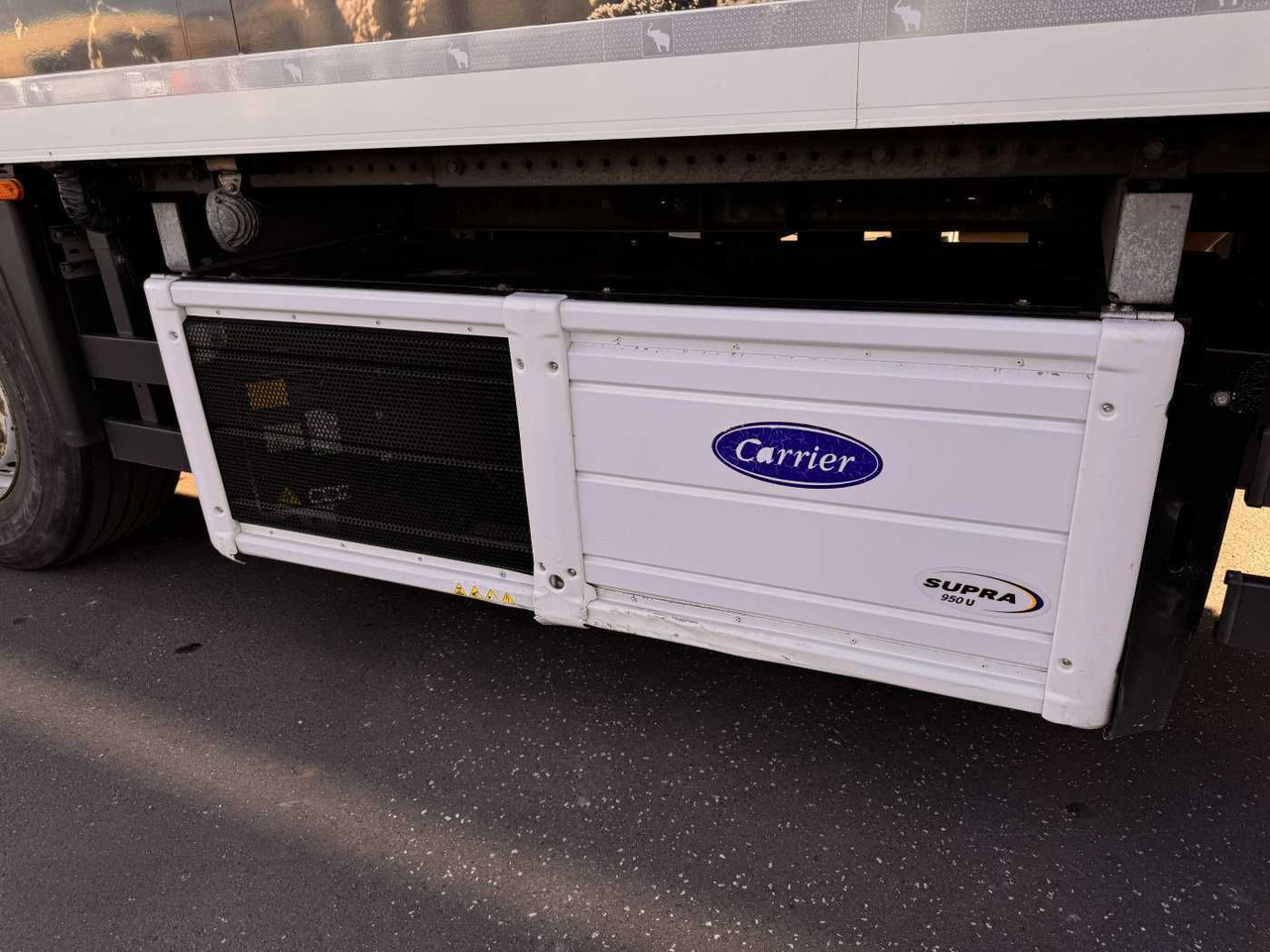 New Refrigerator trailer Schmitz Cargobull SCB*2 Carrier Supra 950 U LBW Bär 2.000kg: picture 10 New Refrigerator trailer Schmitz Cargobull SCB*2 Carrier Supra 950 U LBW Bär 2.000kg: picture 10