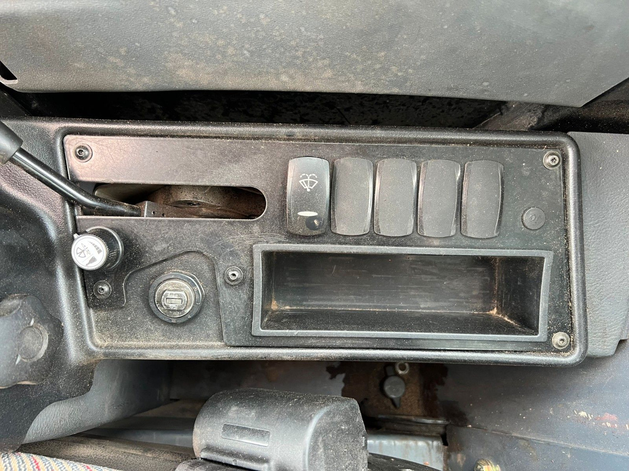 Mini excavator Terex TC16 / 2017 / 1.769h / Löffelpaket / Powertilt: picture 16