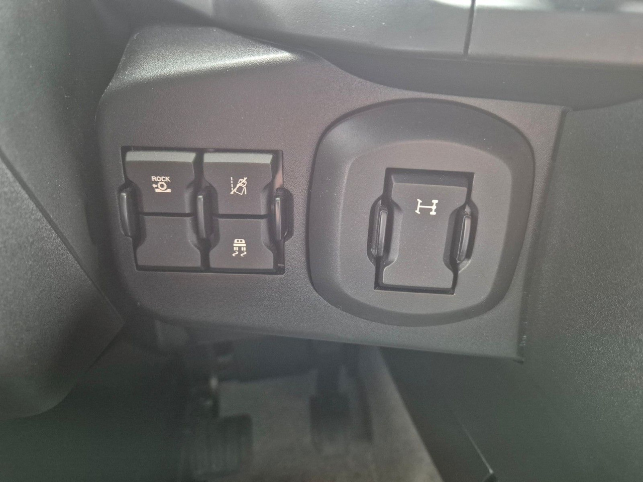 Tractor unit Iveco X-Way AS440X58T/FP ON 4x2 Hydraulik Mirror-Cams: picture 26 Tractor unit Iveco X-Way AS440X58T/FP ON 4x2 Hydraulik Mirror-Cams: picture 26