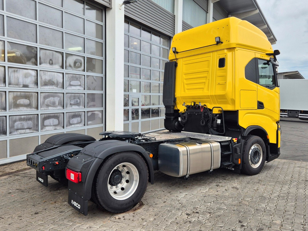 Tractor unit Iveco X-Way AS440X58T/FP ON 4x2 Hydraulik Mirror-Cams: picture 8 Tractor unit Iveco X-Way AS440X58T/FP ON 4x2 Hydraulik Mirror-Cams: picture 8