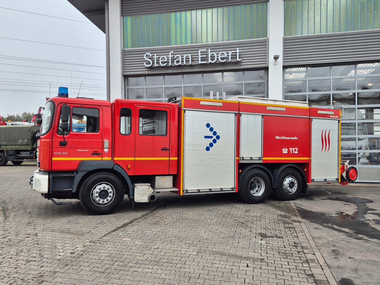 MAN FE 26.360 FNLC/L Feuerwehr Löschfahrzeug - Truck: picture 5 MAN FE 26.360 FNLC/L Feuerwehr Löschfahrzeug - Truck: picture 5