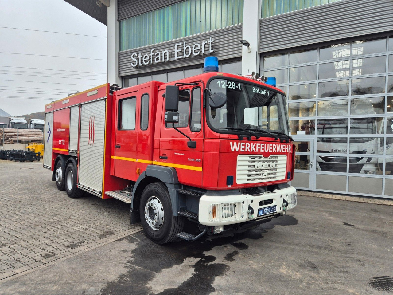 MAN FE 26.360 FNLC/L Feuerwehr Löschfahrzeug - Truck: picture 2 MAN FE 26.360 FNLC/L Feuerwehr Löschfahrzeug - Truck: picture 2