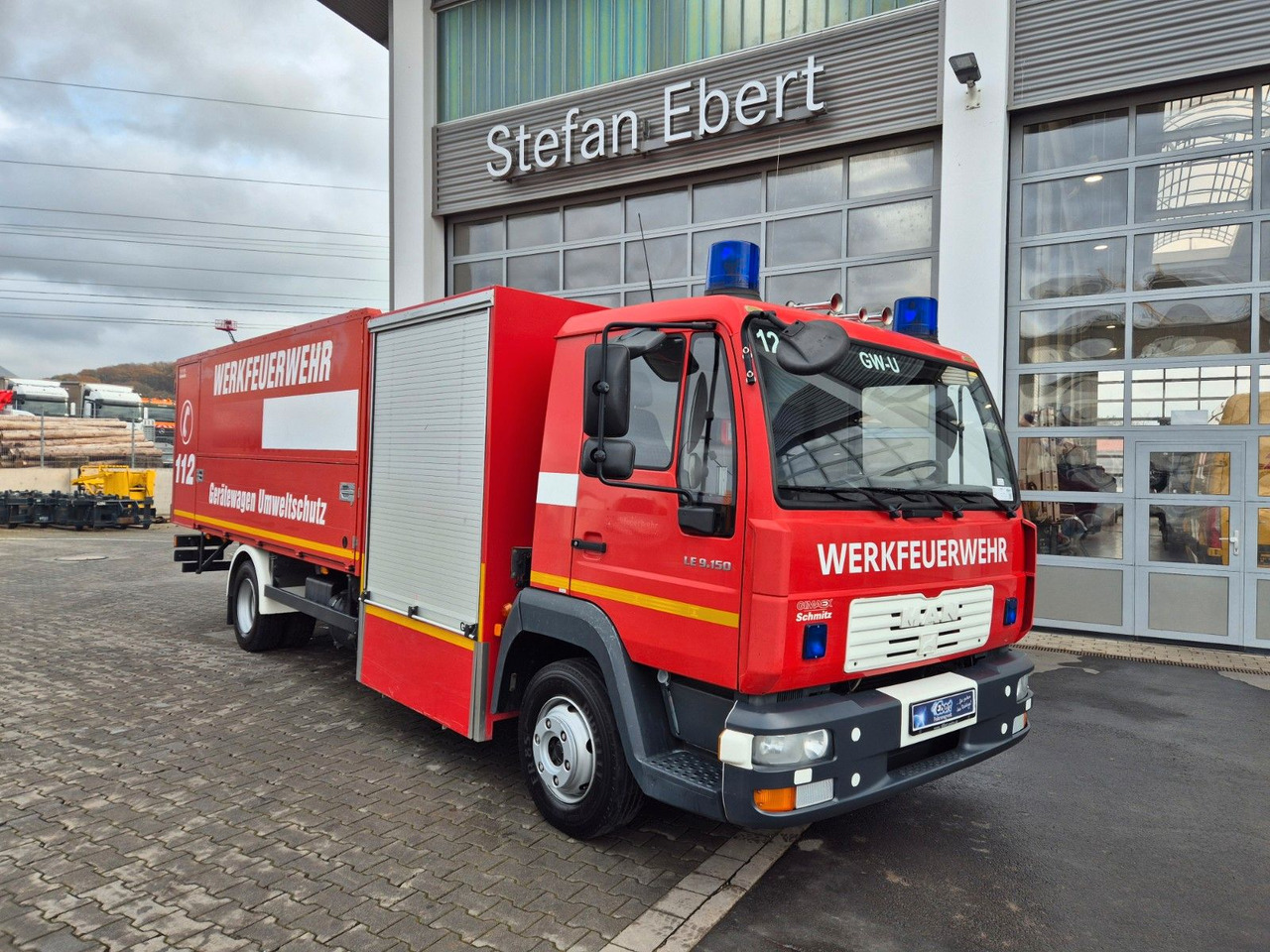 MAN LE 9.150 Feuerwehr Schmitz GW-6 Gerätewagen - Truck: picture 2 MAN LE 9.150 Feuerwehr Schmitz GW-6 Gerätewagen - Truck: picture 2