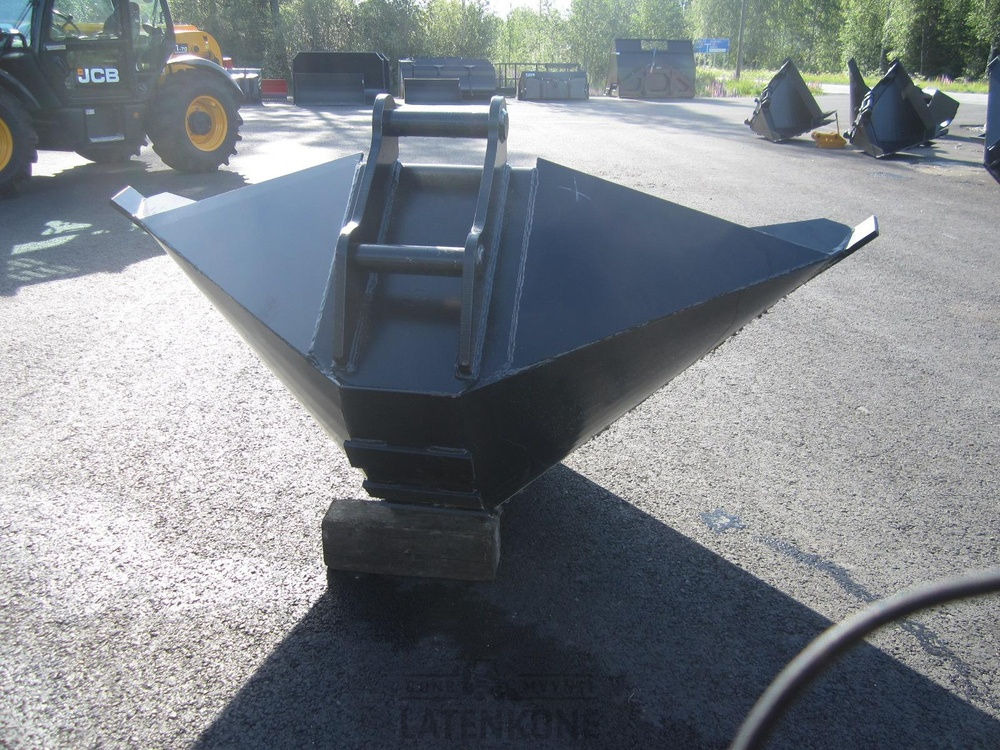 Laten Pelto-ojakauha 850L Miller 65 13-18ton - Bucket for Construction machinery: picture 4 Laten Pelto-ojakauha 850L Miller 65 13-18ton - Bucket for Construction machinery: picture 4