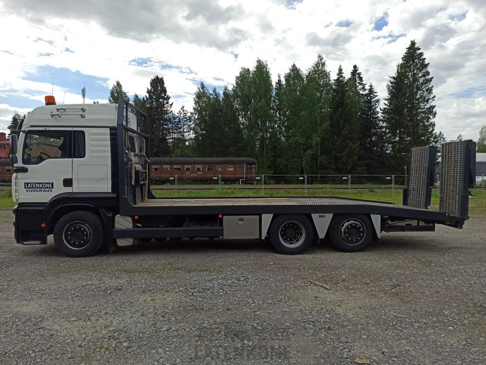 MAN TGA 6x2 koneenkuljetusauto - Autotransporter truck: picture 4 MAN TGA 6x2 koneenkuljetusauto - Autotransporter truck: picture 4