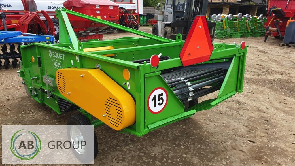 2-row Conveyor Digger Bomet Upus Z656/3 - Potato harvester: picture 1 2-row Conveyor Digger Bomet Upus Z656/3 - Potato harvester: picture 1