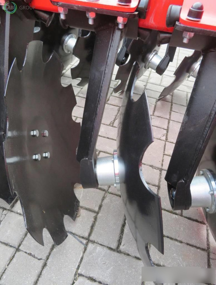 Awemak hydraulic folding disc harrow Ozyrys BTH40, 4 m - Disc harrow: picture 5 Awemak hydraulic folding disc harrow Ozyrys BTH40, 4 m - Disc harrow: picture 5