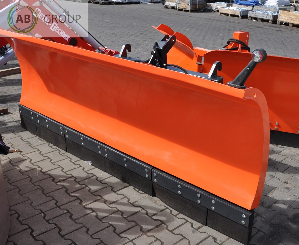 Metal-Technik snow plow 3.0 m category II - Snow plough for Agricultural machinery: picture 4 Metal-Technik snow plow 3.0 m category II - Snow plough for Agricultural machinery: picture 4