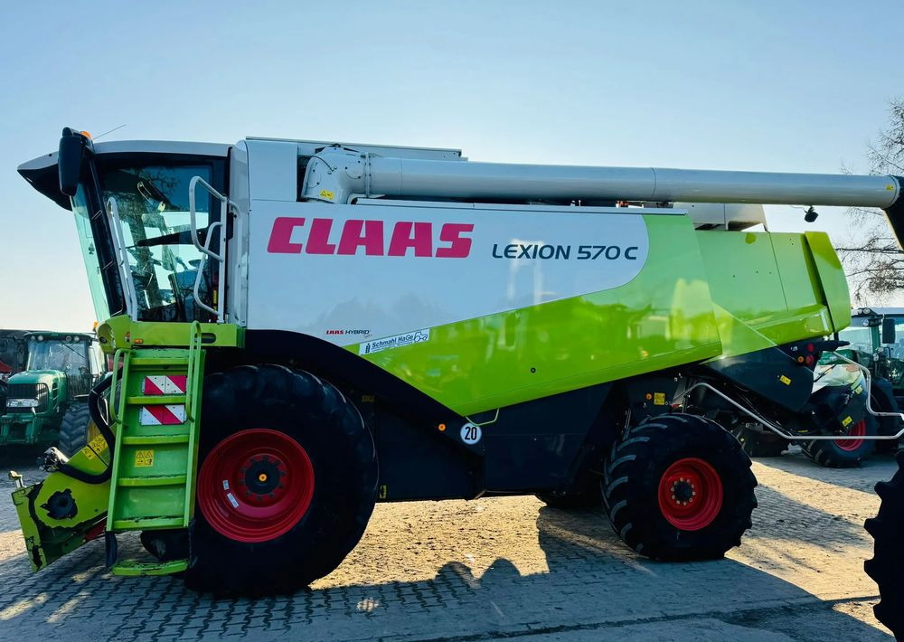 Claas Lexion 570C - Combine harvester: picture 1 Claas Lexion 570C - Combine harvester: picture 1