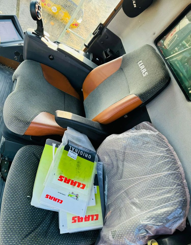 Leasing of  Claas Lexion 570C Claas Lexion 570C: picture 15