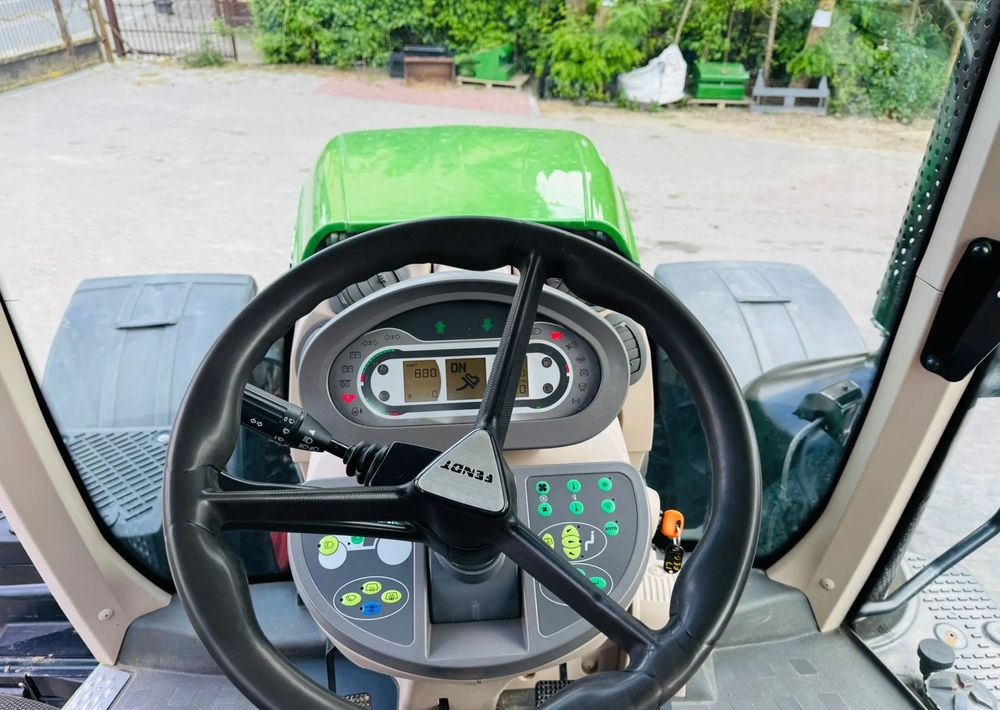 Farm tractor Fendt 828 Vario Profi Plus: picture 16