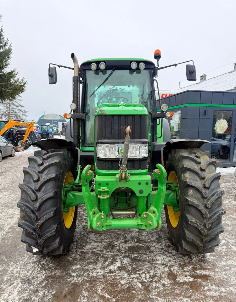 John Deere 6930 Premium - Farm tractor: picture 3 John Deere 6930 Premium - Farm tractor: picture 3