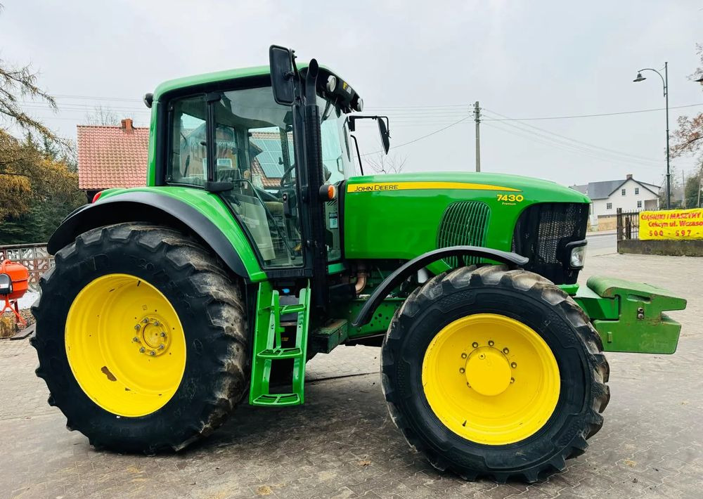 John Deere 7430 Premium - Farm tractor: picture 3 John Deere 7430 Premium - Farm tractor: picture 3