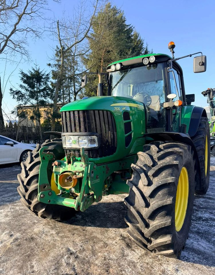 John Deere 7530 Premium - Farm tractor: picture 3 John Deere 7530 Premium - Farm tractor: picture 3