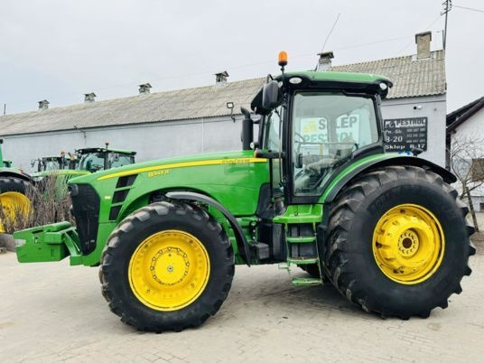John Deere 8345R - Farm tractor: picture 2 John Deere 8345R - Farm tractor: picture 2
