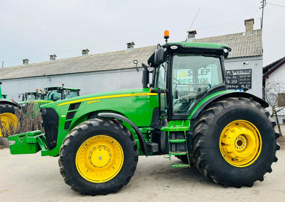 John Deere 8345R - Farm tractor: picture 1 John Deere 8345R - Farm tractor: picture 1