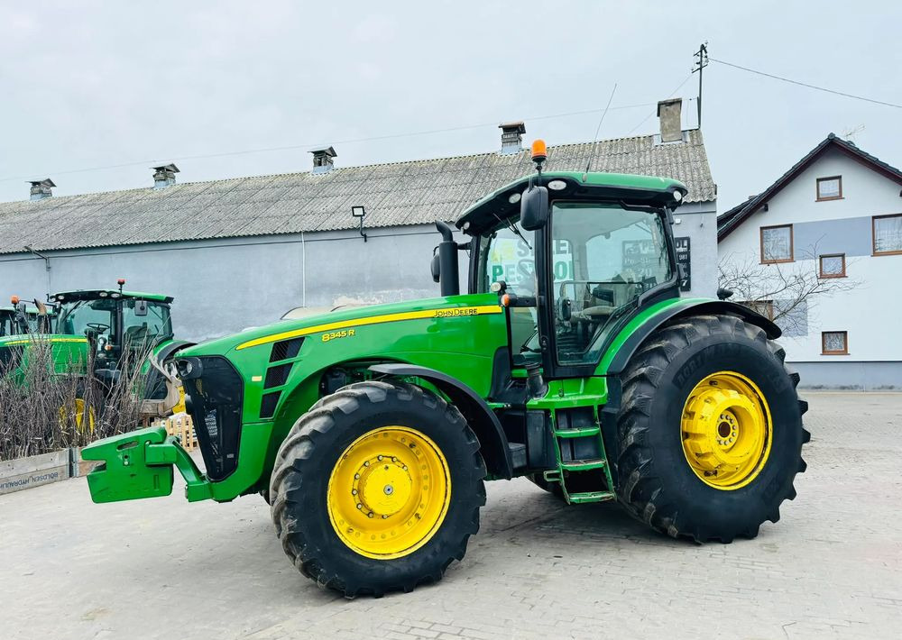 John Deere 8345R - Farm tractor: picture 3 John Deere 8345R - Farm tractor: picture 3