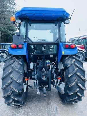 New Holland TD5.115 - Farm tractor: picture 3 New Holland TD5.115 - Farm tractor: picture 3