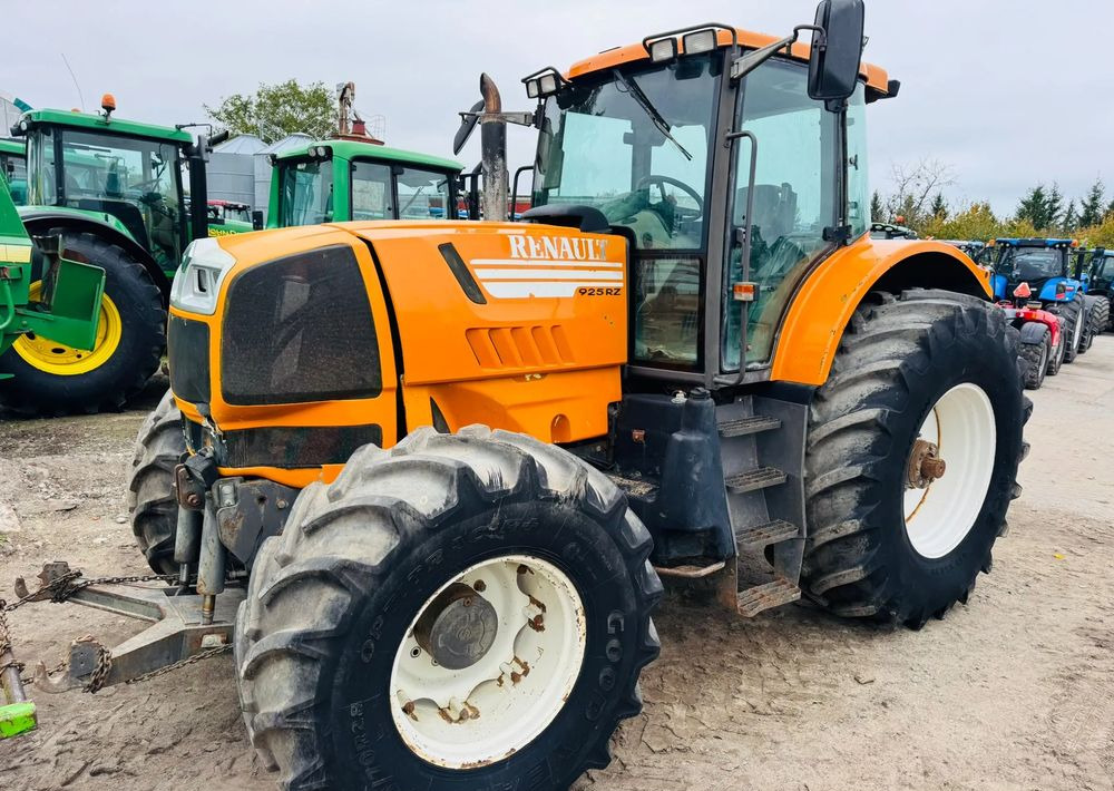 Renault Atles 925 RZ - Farm tractor: picture 3 Renault Atles 925 RZ - Farm tractor: picture 3