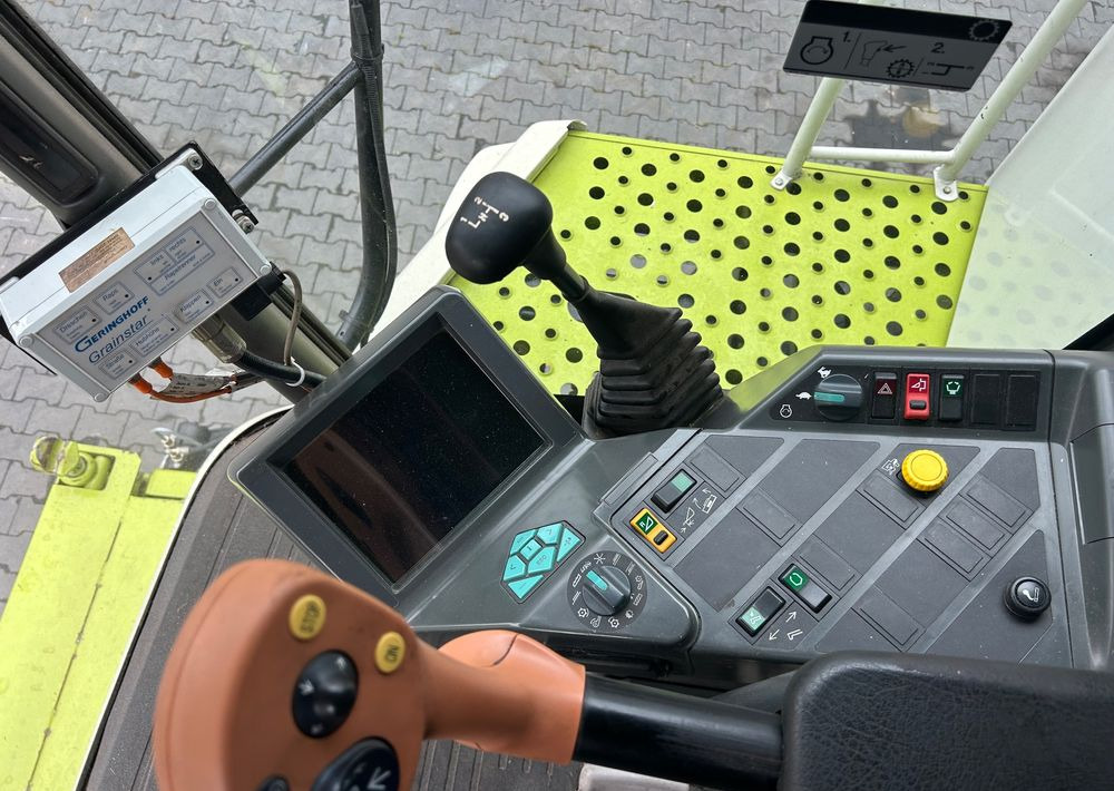 Combine harvester Claas Lexion 450 Evolution: picture 14