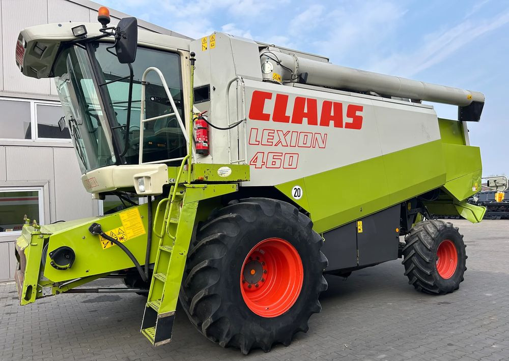 Claas Lexion 460 - Combine harvester: picture 1 Claas Lexion 460 - Combine harvester: picture 1