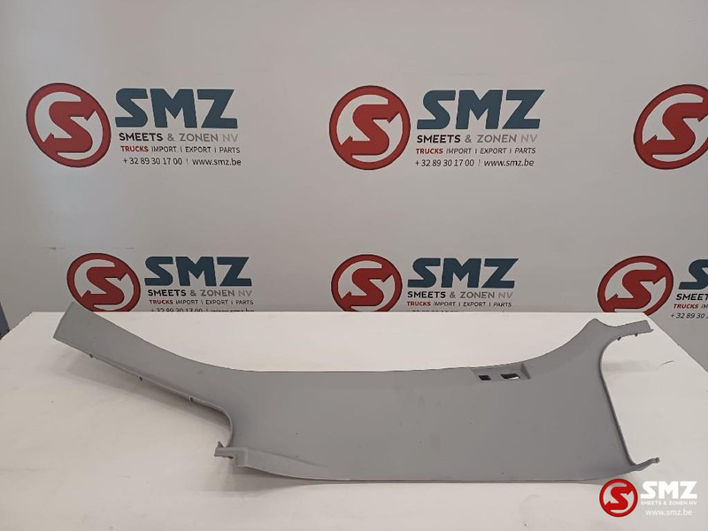 Caterpillar Lot of cabin parts Caterpillar - Cab and interior for Truck: picture 2 Caterpillar Lot of cabin parts Caterpillar - Cab and interior for Truck: picture 2