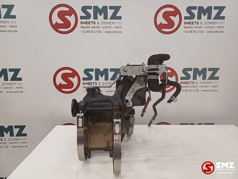 Caterpillar Mounting exhaust Caterpillar - Muffler/ Exhaust system for Material handling equipment: picture 4 Caterpillar Mounting exhaust Caterpillar - Muffler/ Exhaust system for Material handling equipment: picture 4