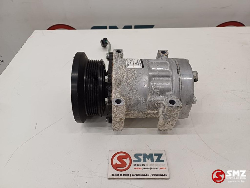 Caterpillar Refrigerant compressor Caterpillar - Engine and parts for Material handling equipment: picture 1 Caterpillar Refrigerant compressor Caterpillar - Engine and parts for Material handling equipment: picture 1