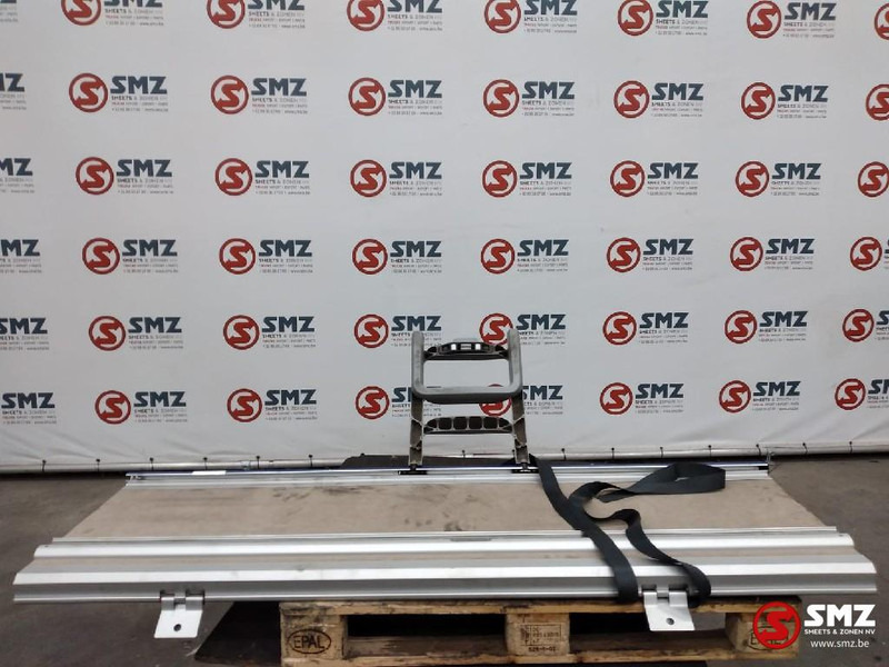 DAF Occ bedframe + trap DAF - Cab and interior for Truck: picture 2 DAF Occ bedframe + trap DAF - Cab and interior for Truck: picture 2