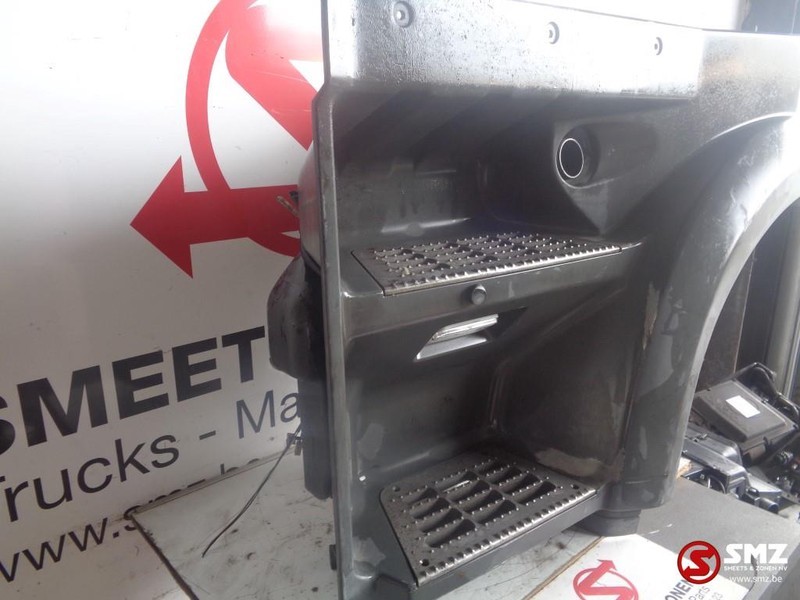 DAF Occ opstapbak links xf105 - Footstep for Truck: picture 2 DAF Occ opstapbak links xf105 - Footstep for Truck: picture 2