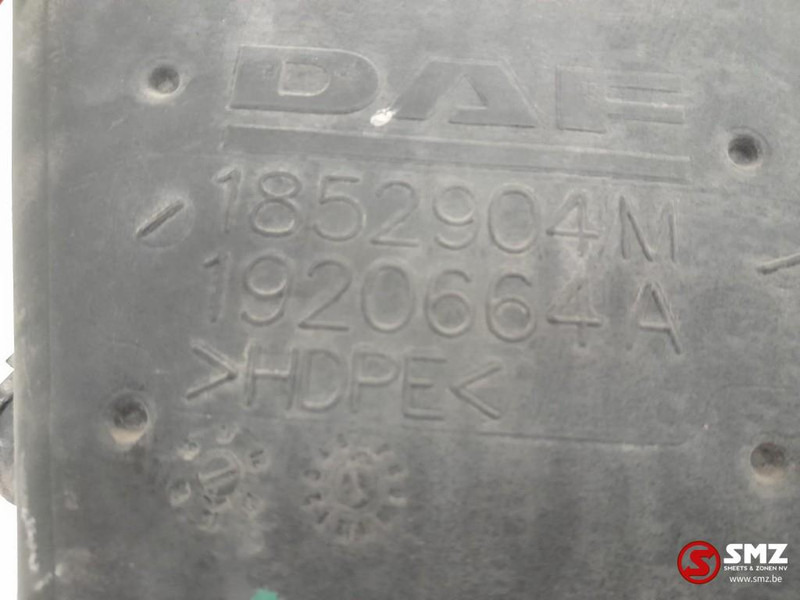 DAF Occ ruitensproeiervloeistofreservoir DAF - Window and parts for Truck: picture 5 DAF Occ ruitensproeiervloeistofreservoir DAF - Window and parts for Truck: picture 5