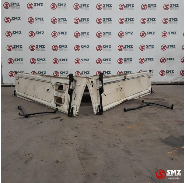 DAF Occ set side skirts L/R DAF - Frame/ Chassis for Truck: picture 2 DAF Occ set side skirts L/R DAF - Frame/ Chassis for Truck: picture 2