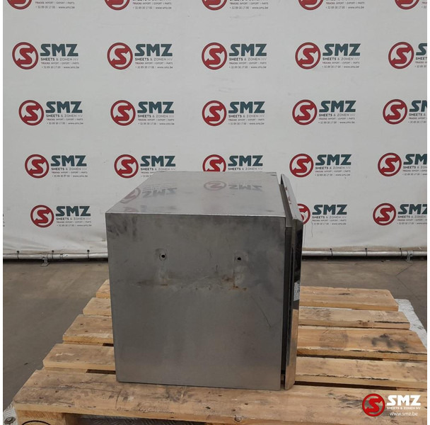 Diversen Occ gereedschapskoffer 60 cm x 50 cm x 50 cm - Frame/ Chassis for Truck: picture 3 Diversen Occ gereedschapskoffer 60 cm x 50 cm x 50 cm - Frame/ Chassis for Truck: picture 3