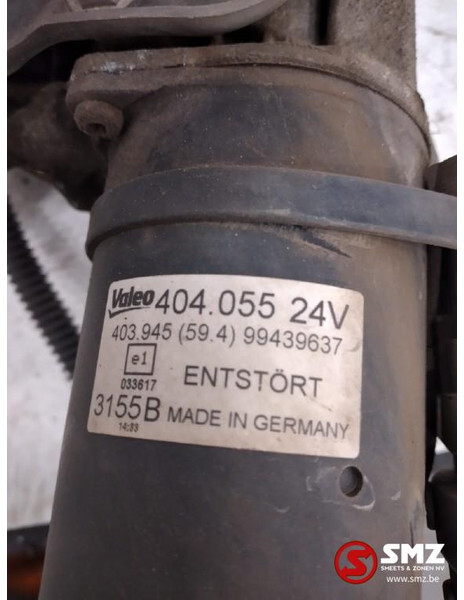 Iveco Occ ruitenwissermotor + mechanisme Iveco - Wiper for Truck: picture 3 Iveco Occ ruitenwissermotor + mechanisme Iveco - Wiper for Truck: picture 3