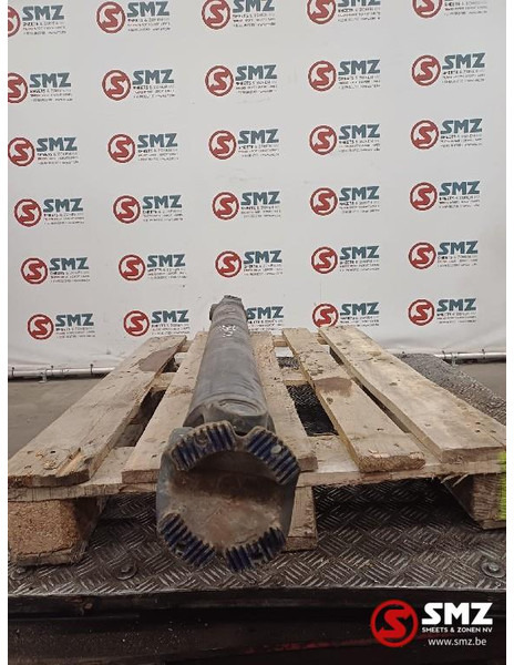 Iveco Occ set cardanassen Iveco - Drive shaft for Truck: picture 3 Iveco Occ set cardanassen Iveco - Drive shaft for Truck: picture 3