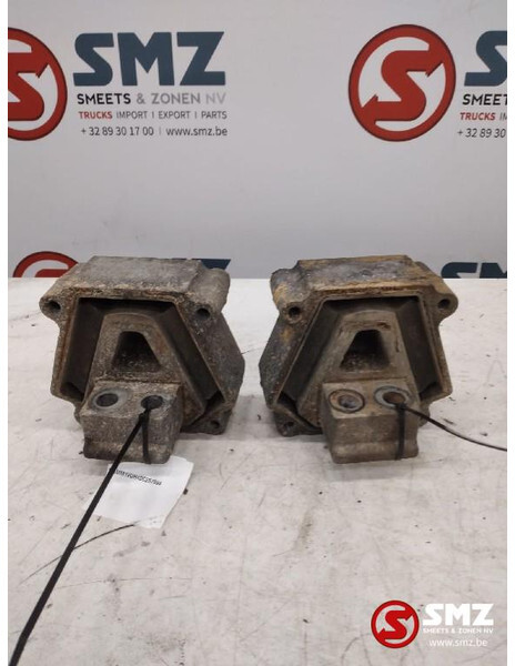 Iveco Occ set motorsteunen Iveco - Engine mount for Truck: picture 2 Iveco Occ set motorsteunen Iveco - Engine mount for Truck: picture 2