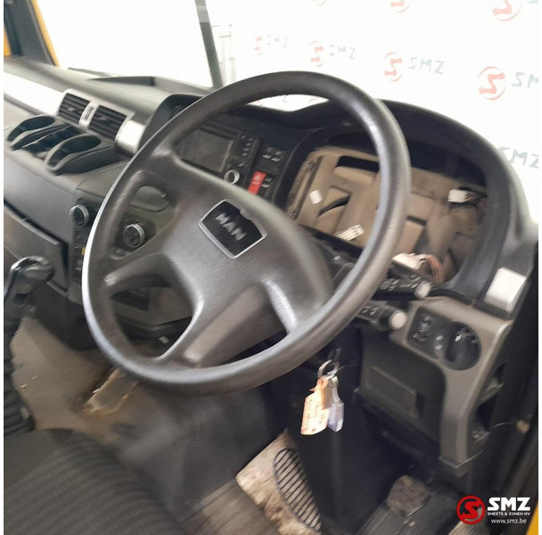 Cab and interior for Truck MAN Occ cabine RHD MAN TGS: picture 12