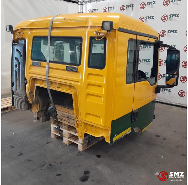 Cab and interior for Truck MAN Occ cabine RHD MAN TGS: picture 9