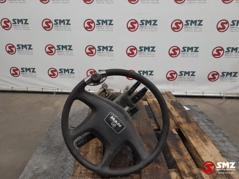 MAN Occ stuurwiel + stuurkolom + stuurkolomschakelaars - Steering for Truck: picture 3 MAN Occ stuurwiel + stuurkolom + stuurkolomschakelaars - Steering for Truck: picture 3