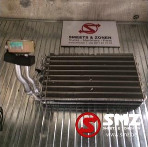 Mercedes-Benz Occ airco verdamper vito 112 - Evaporator for Commercial vehicle: picture 1 Mercedes-Benz Occ airco verdamper vito 112 - Evaporator for Commercial vehicle: picture 1